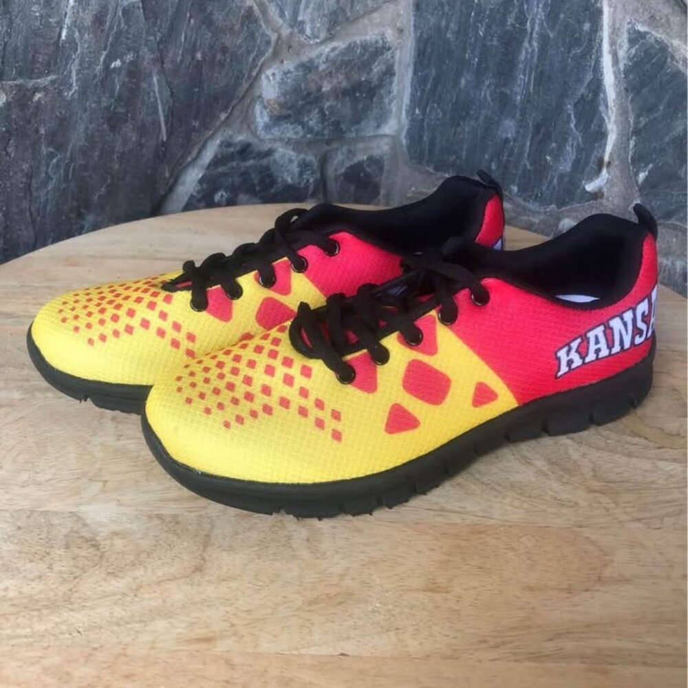 NWOT KANSAS Unisex Team Sneakers  W8/M6 (LS-46)